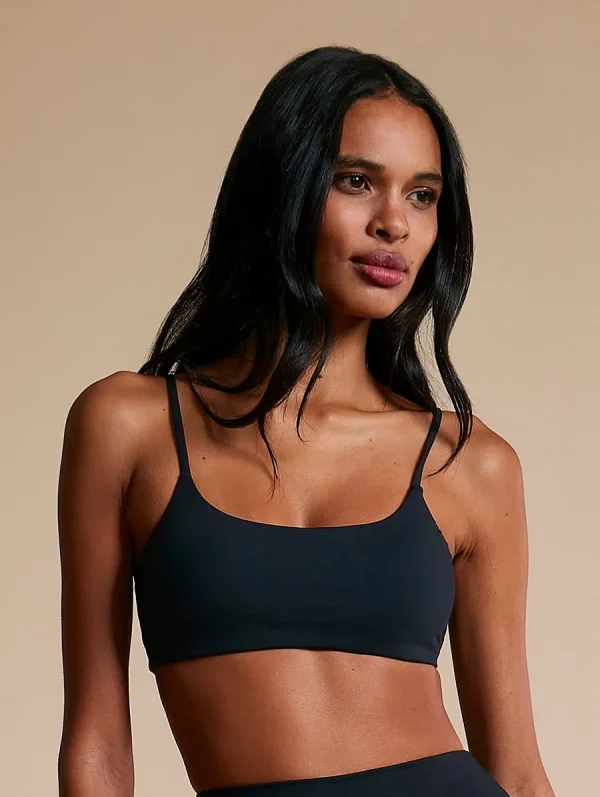 TOP ALÇAS FINAS PRETO